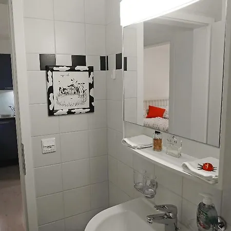 Appartement Oelestrasse 21 *